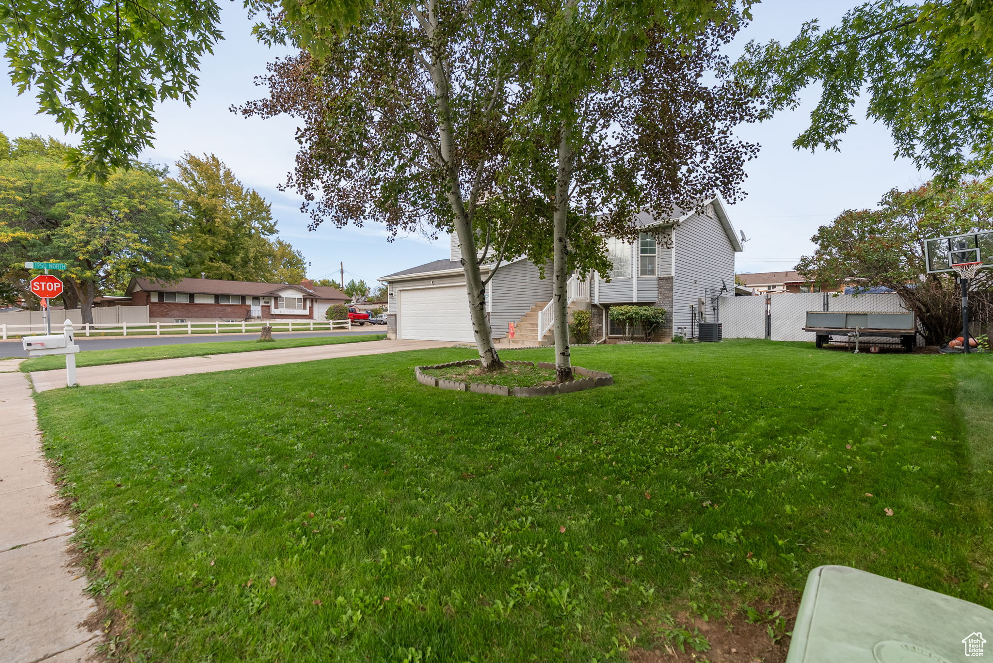 SUNSET MEADOWS - Residential