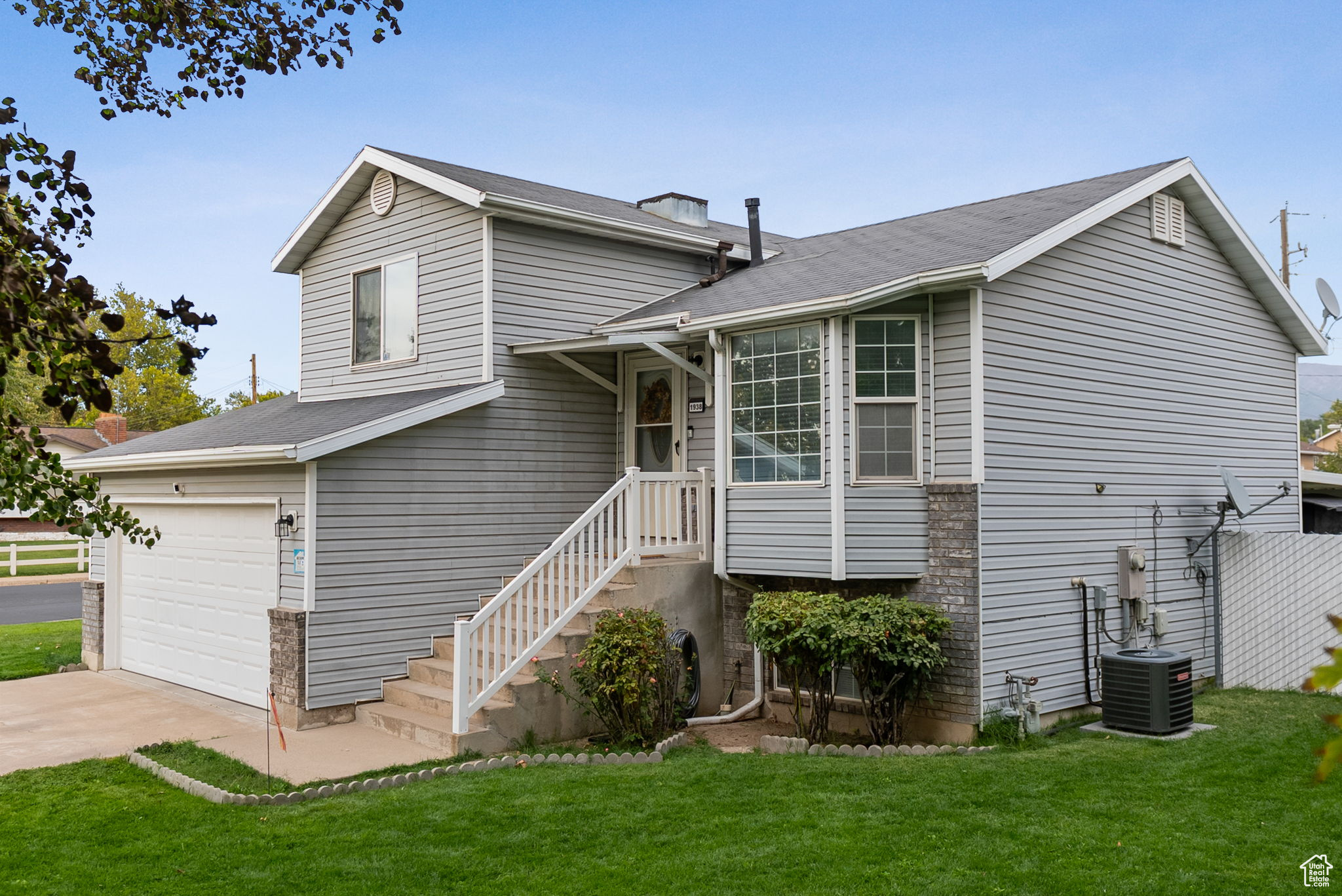 SUNSET MEADOWS - Residential