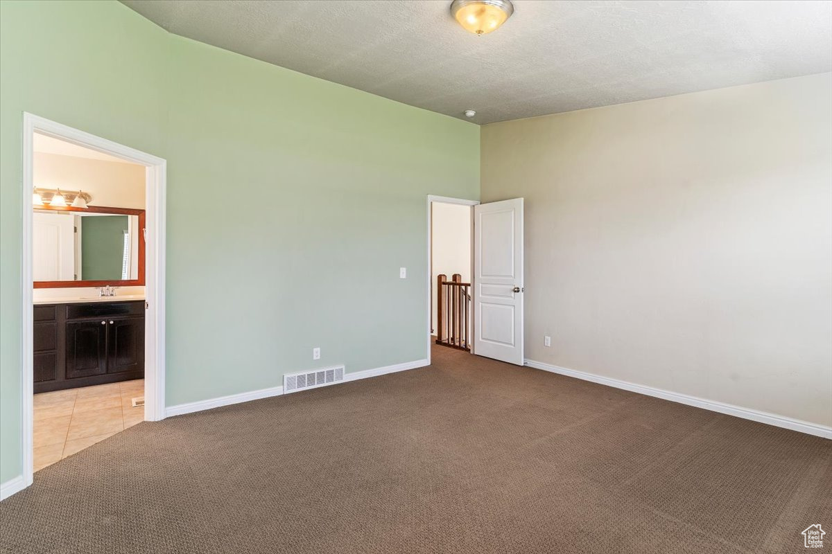 GREYHAWK 103 - Residential