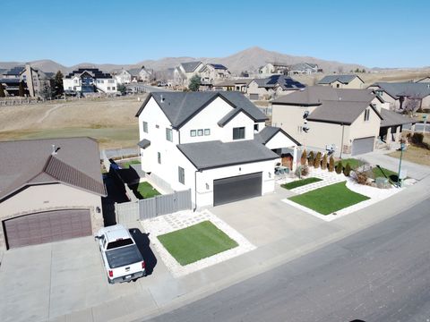 Tiny photo for 3887 E CLUBHOUSE LN, Eagle Mountain, UT 84005 (MLS # 2134533)