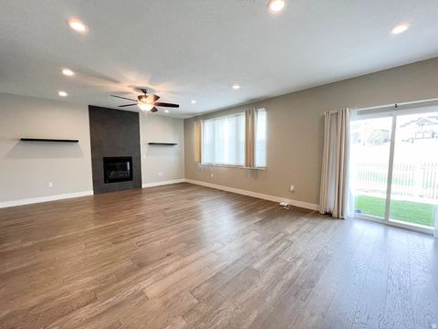 Tiny photo for 3887 E CLUBHOUSE LN, Eagle Mountain, UT 84005 (MLS # 2134533)