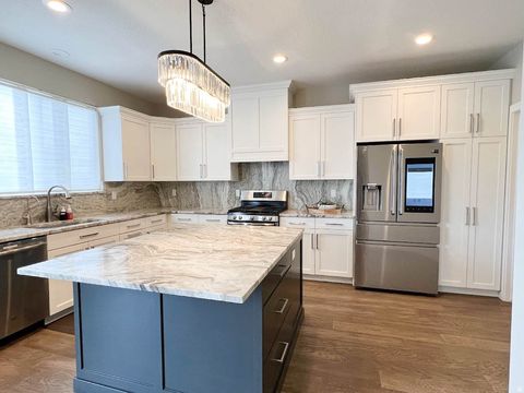 Tiny photo for 3887 E CLUBHOUSE LN, Eagle Mountain, UT 84005 (MLS # 2134533)