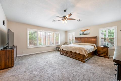 Tiny photo for 4047 S 890 E, Washington, UT 84780 (MLS # 2123633)