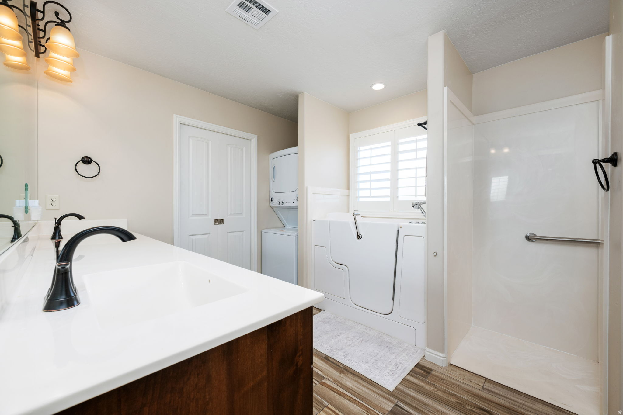 SUGAR PLUM IN THE FIELDS PH 6 - Residential