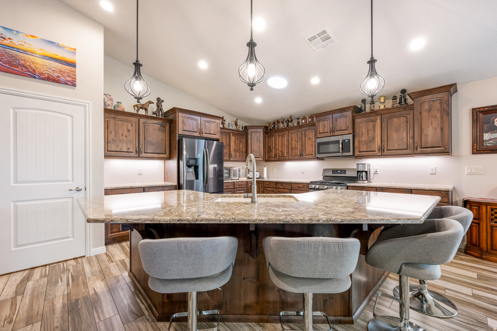 SUGAR PLUM IN THE FIELDS PH 6 - Residential