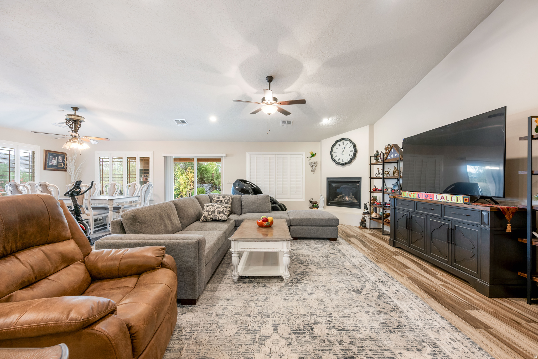 SUGAR PLUM IN THE FIELDS PH 6 - Residential