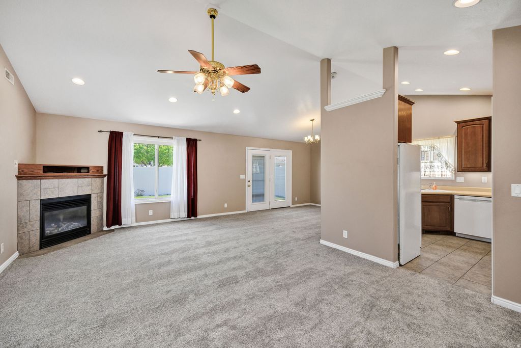 Photo of 930 N 375 W, Logan, UT 84321 (MLS # 2147851)