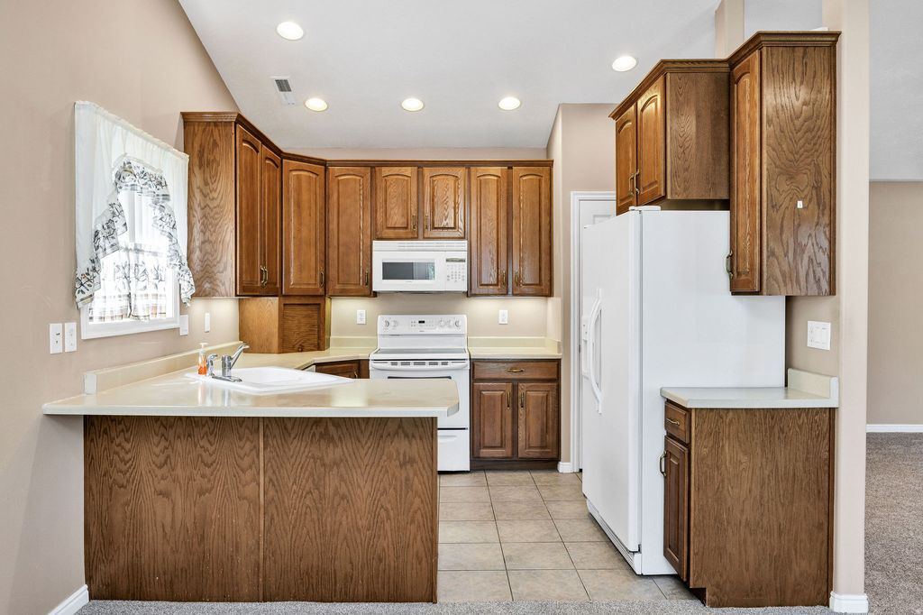 Photo of 930 N 375 W, Logan, UT 84321 (MLS # 2147851)