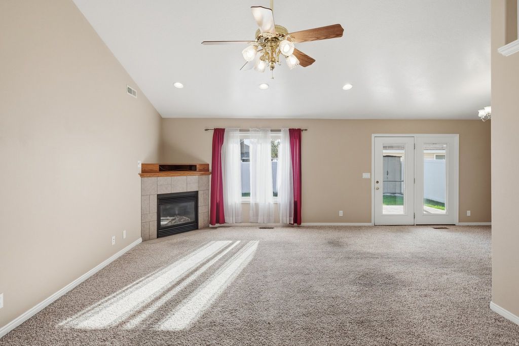 Photo of 930 N 375 W, Logan, UT 84321 (MLS # 2147851)