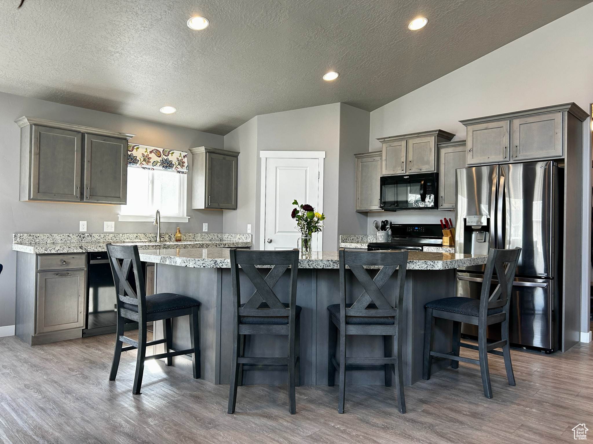 SADDLEBACK PASTURES LLC - Residential