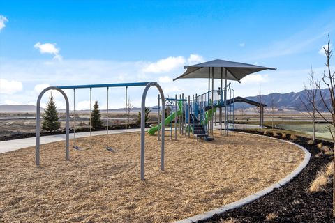 Tiny photo for 3447 N BROWNING ST #1529, Eagle Mountain, UT 84005 (MLS # 2132334)