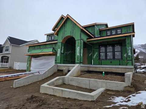 MLS: 2065805