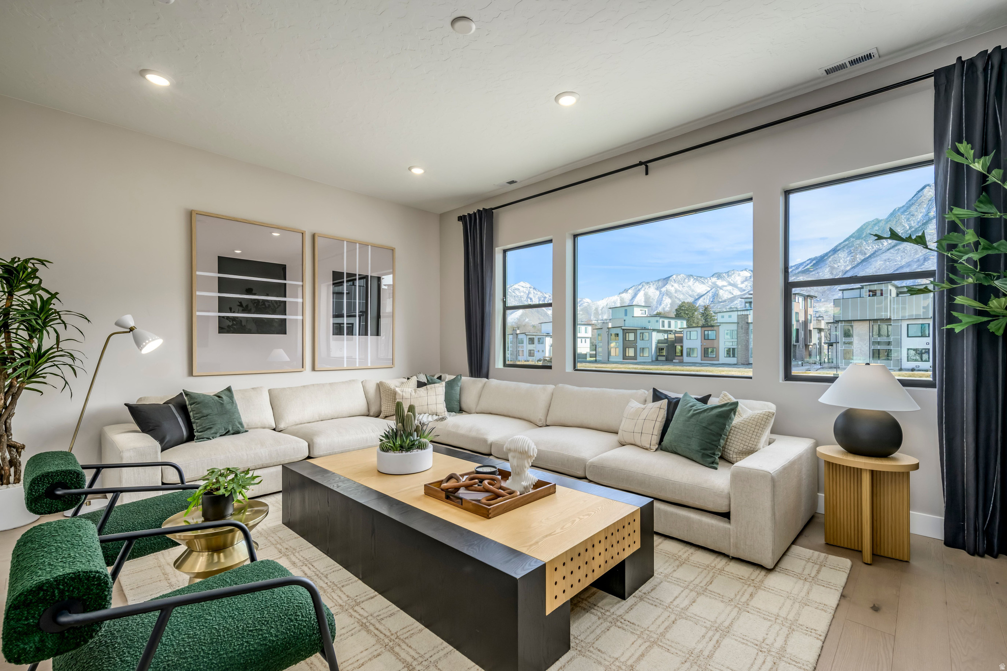 ASPIRE AT HOLLADAY HILLS - Residential