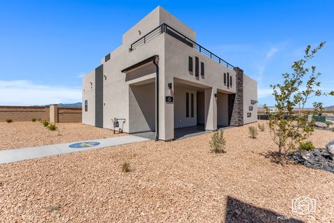 Tiny photo for 528 W GREEN MOUNTAIN DR, Saint George, UT 84790 (MLS # 2158356)