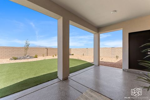 Tiny photo for 528 W GREEN MOUNTAIN DR, Saint George, UT 84790 (MLS # 2158356)