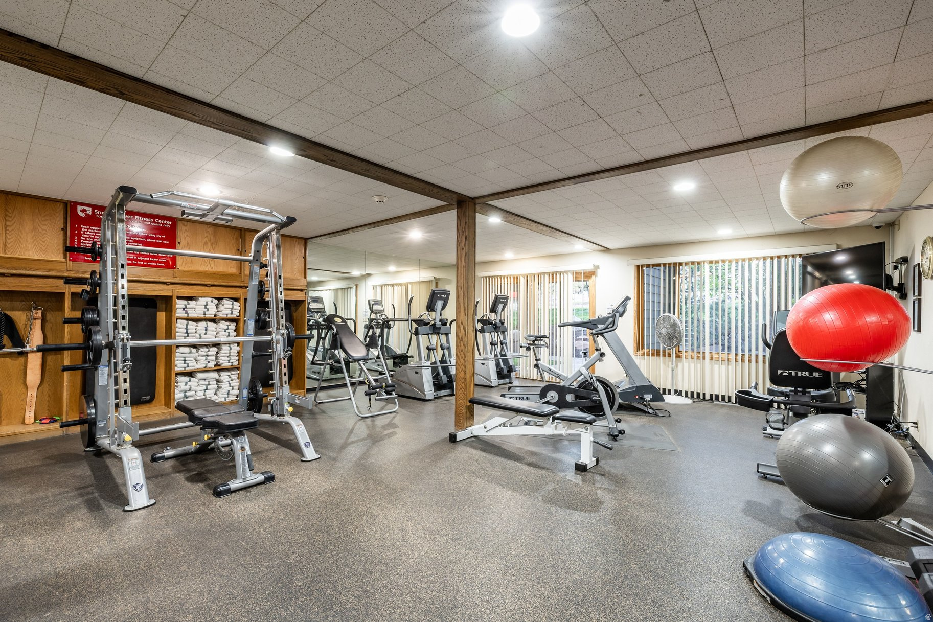 SNOW FLOWER II CONDOMINIUM - Residential