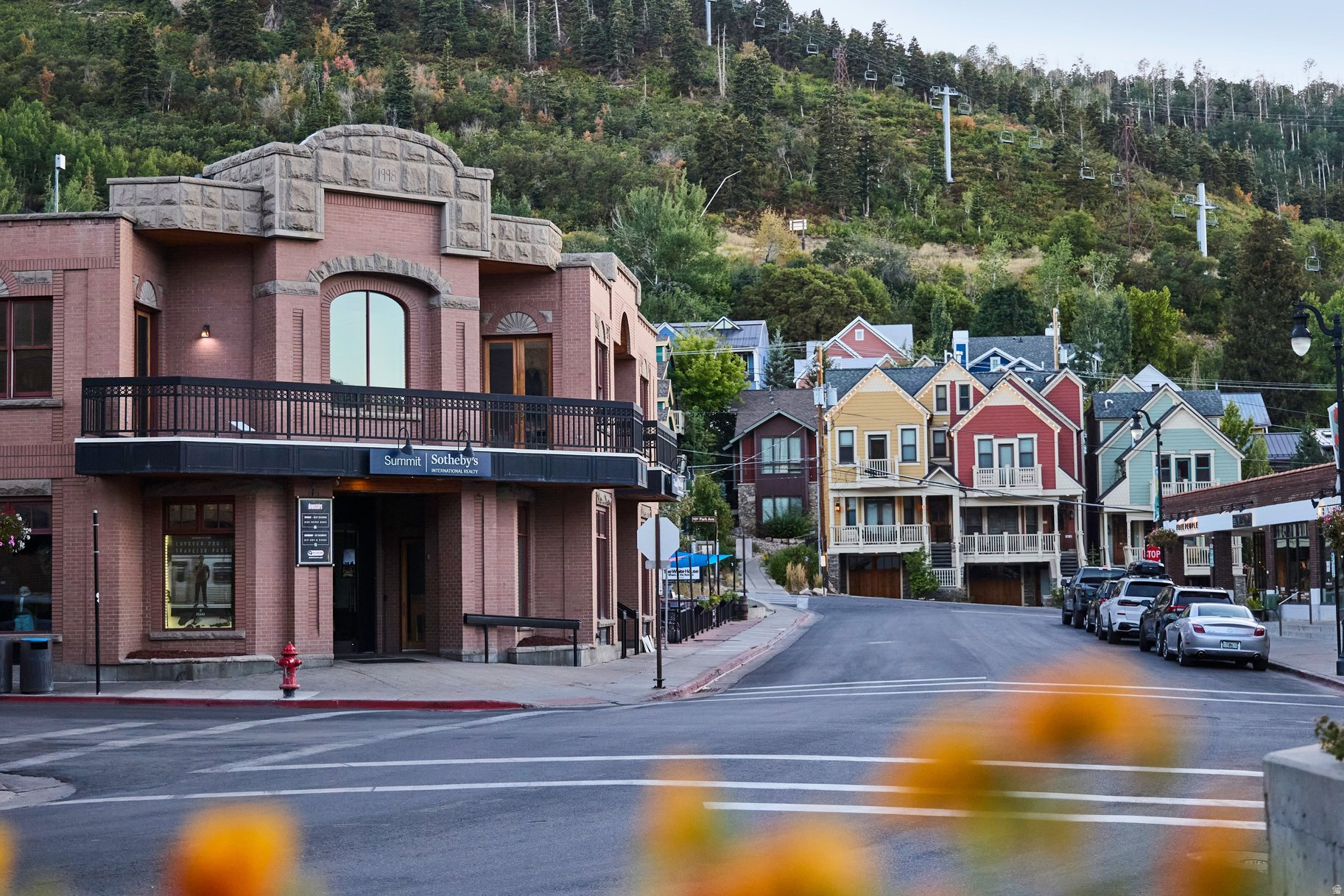 SNOW FLOWER II CONDOMINIUM - Residential
