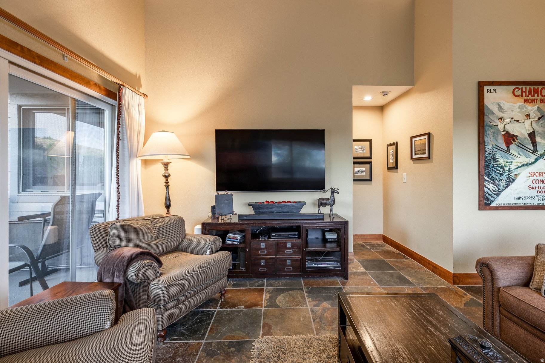 SNOW FLOWER II CONDOMINIUM - Residential