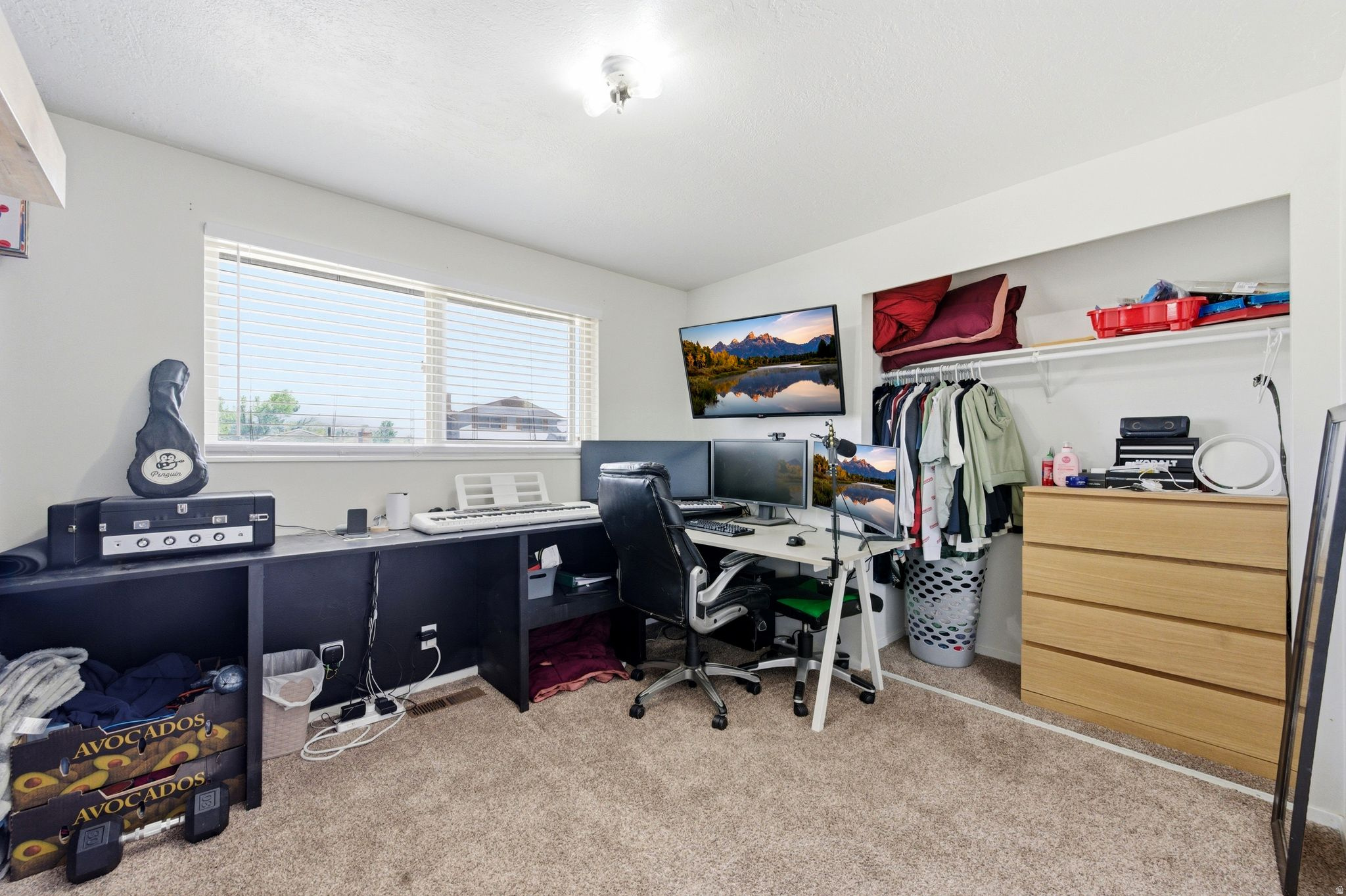 VALLEY SIDE SUBDIVIS - Residential