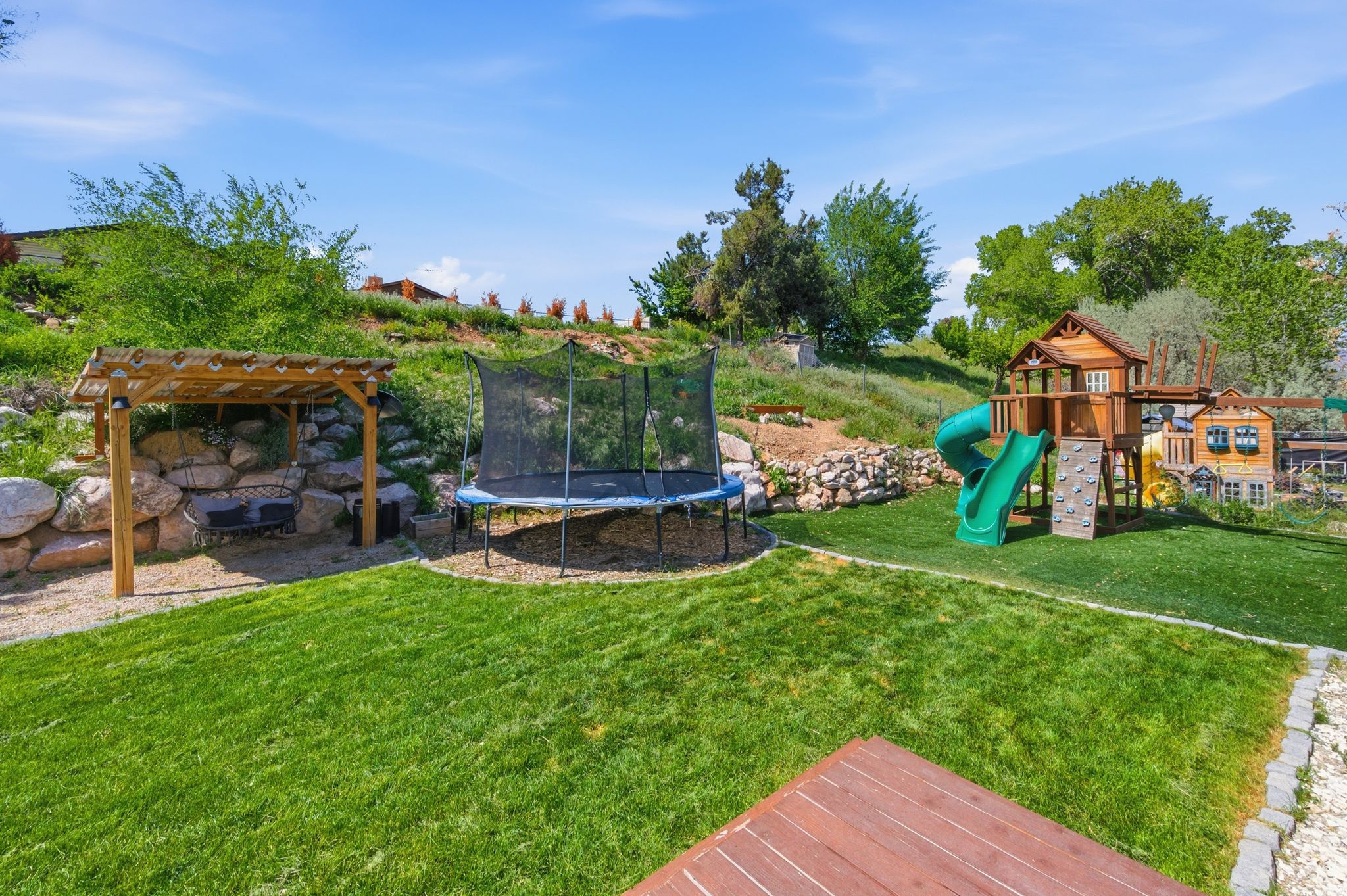 VALLEY SIDE SUBDIVIS - Residential