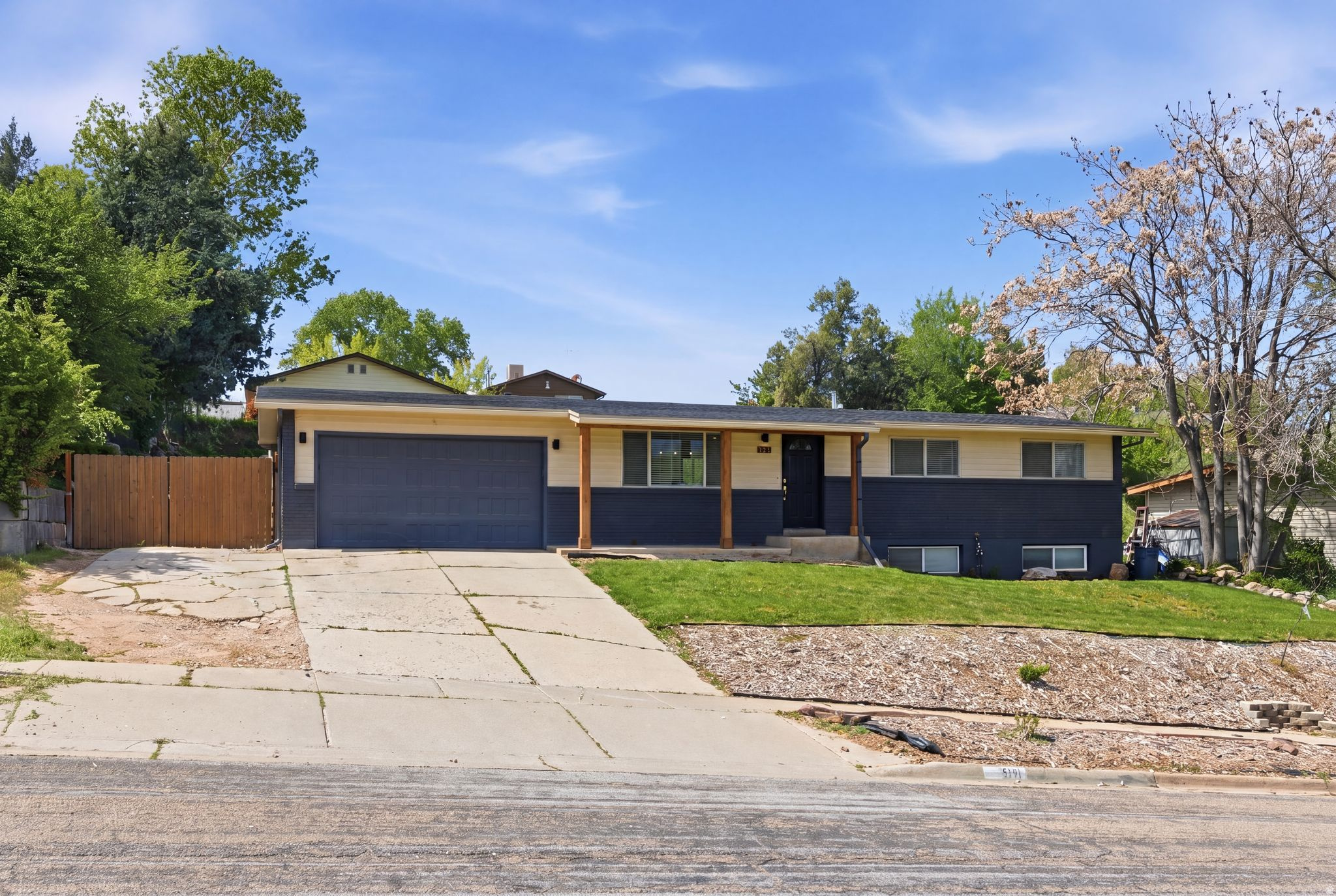 VALLEY SIDE SUBDIVIS - Residential