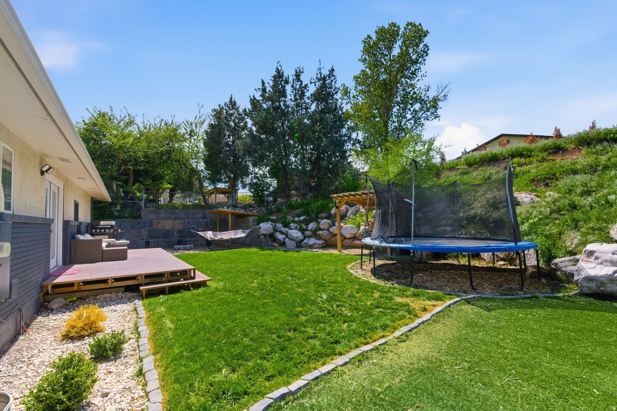 VALLEY SIDE SUBDIVIS - Residential