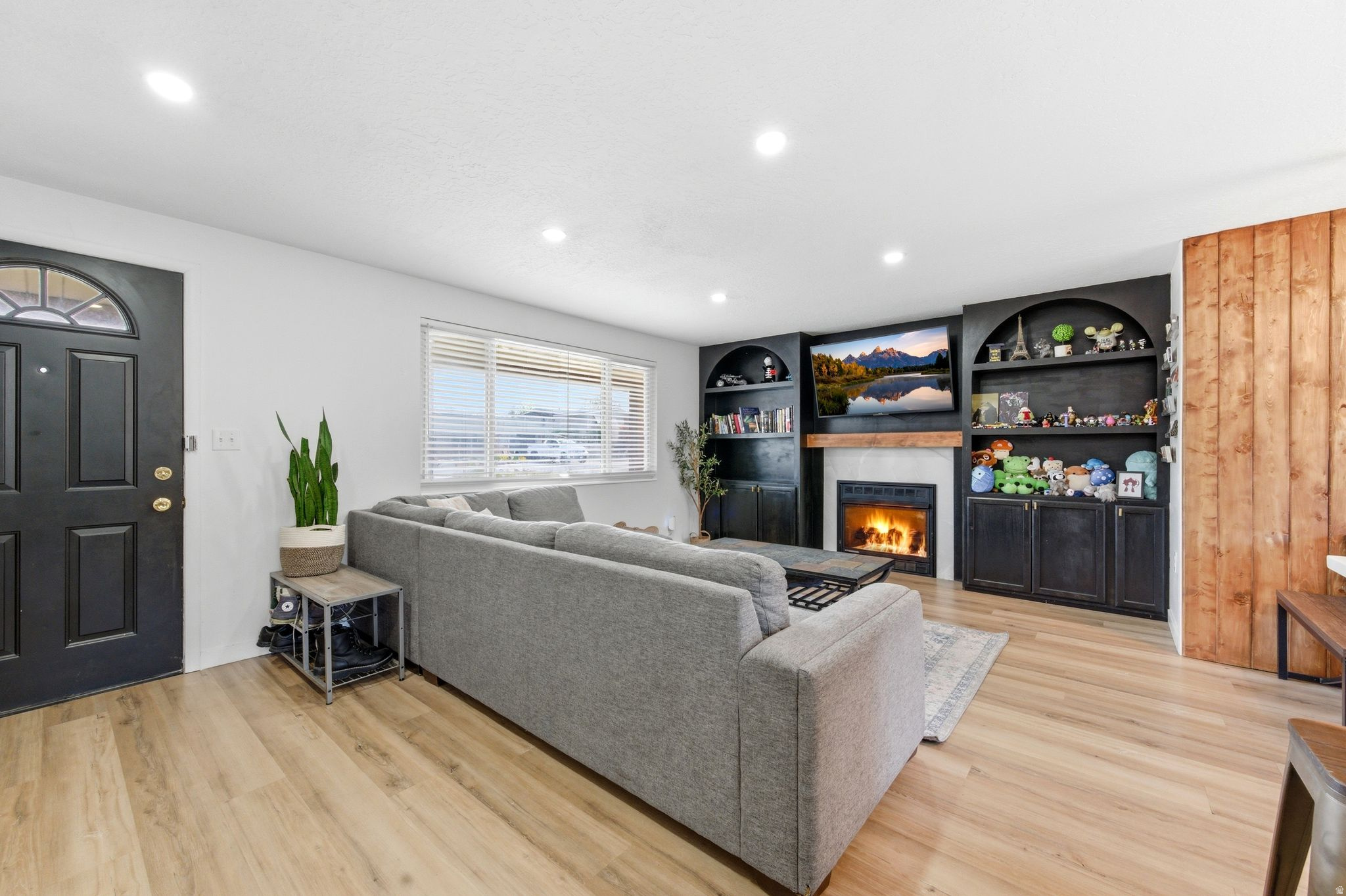 VALLEY SIDE SUBDIVIS - Residential