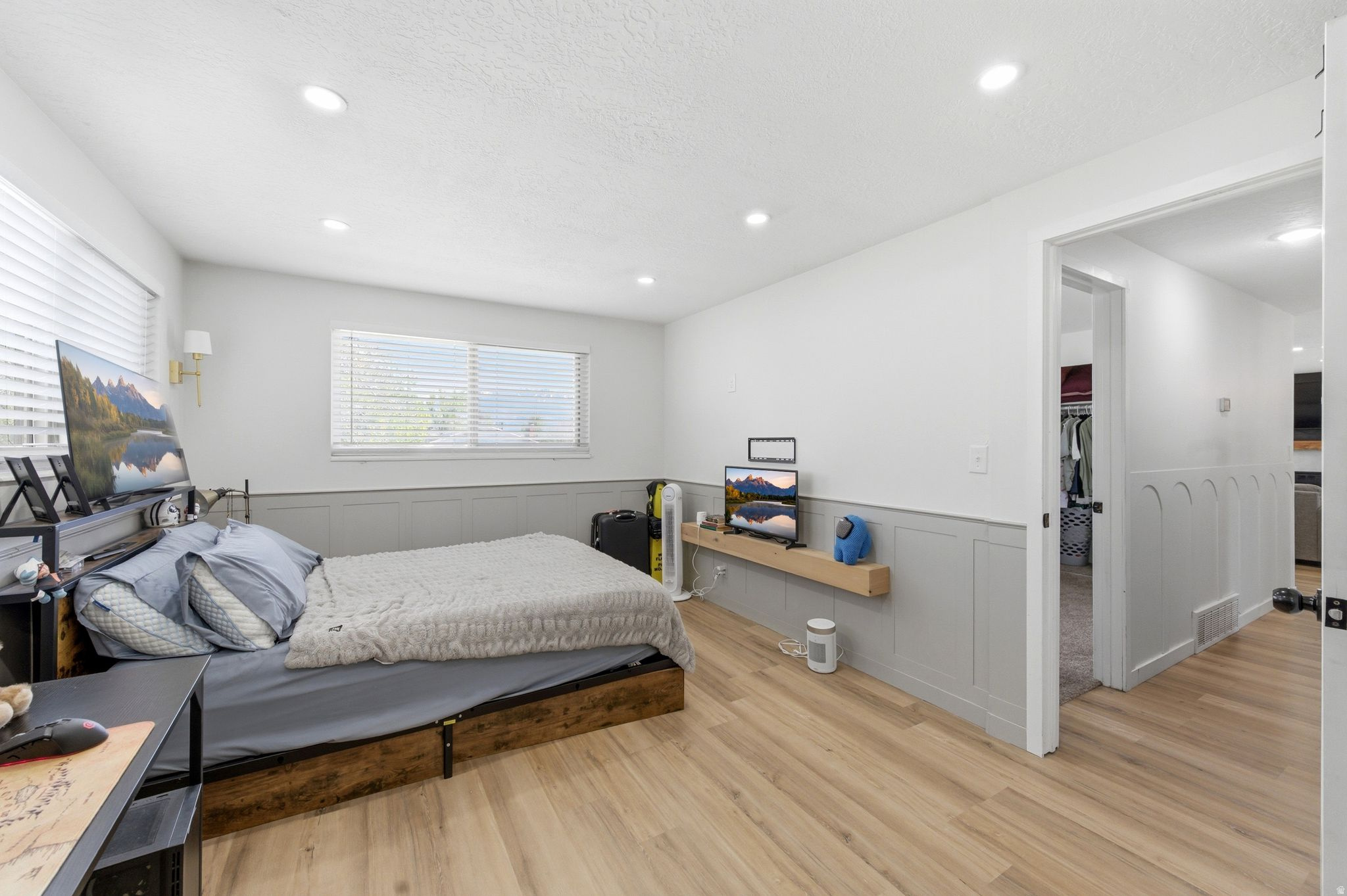 VALLEY SIDE SUBDIVIS - Residential