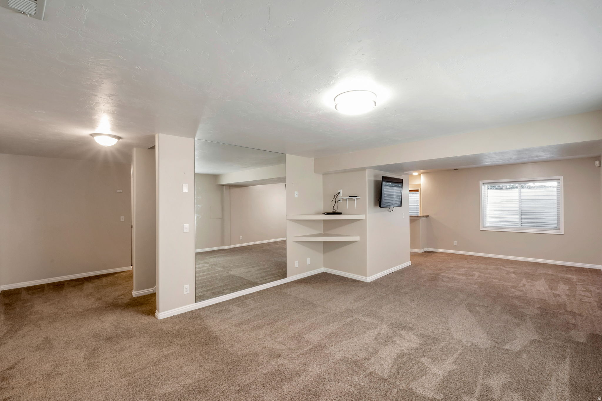 LINCOLN ESTATES - Residential