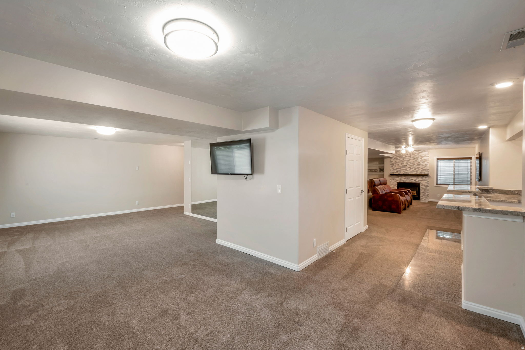 LINCOLN ESTATES - Residential