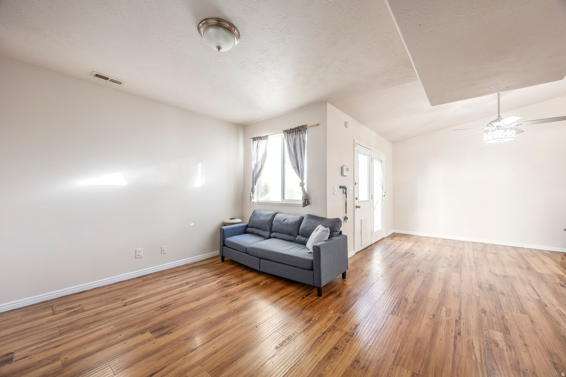 TUSCANY - Residential