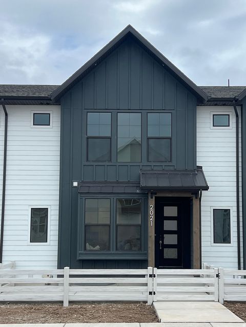 Townhouse For Sale - 2021 W Paintbrush Way #656<br/> Eagle Mountain, UT 84005