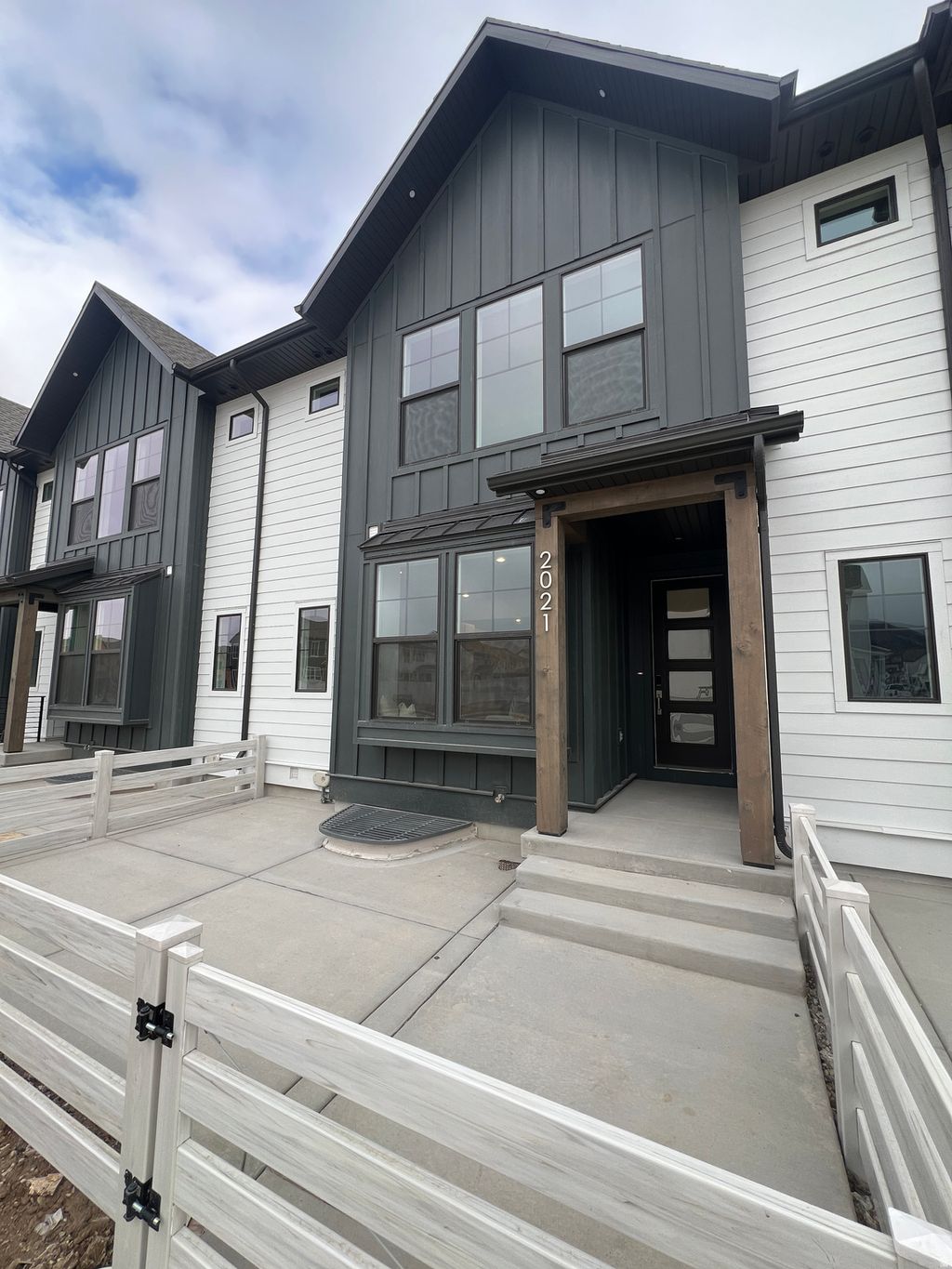 Photo of 2021 W PAINTBRUSH WAY #656, Eagle Mountain, UT 84005 (MLS # 2141314)