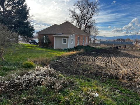 Tiny photo for 385 N 135 W, Lindon, UT 84042 (MLS # 2127768)