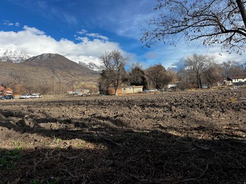 Tiny photo for 385 N 135 W, Lindon, UT 84042 (MLS # 2127768)