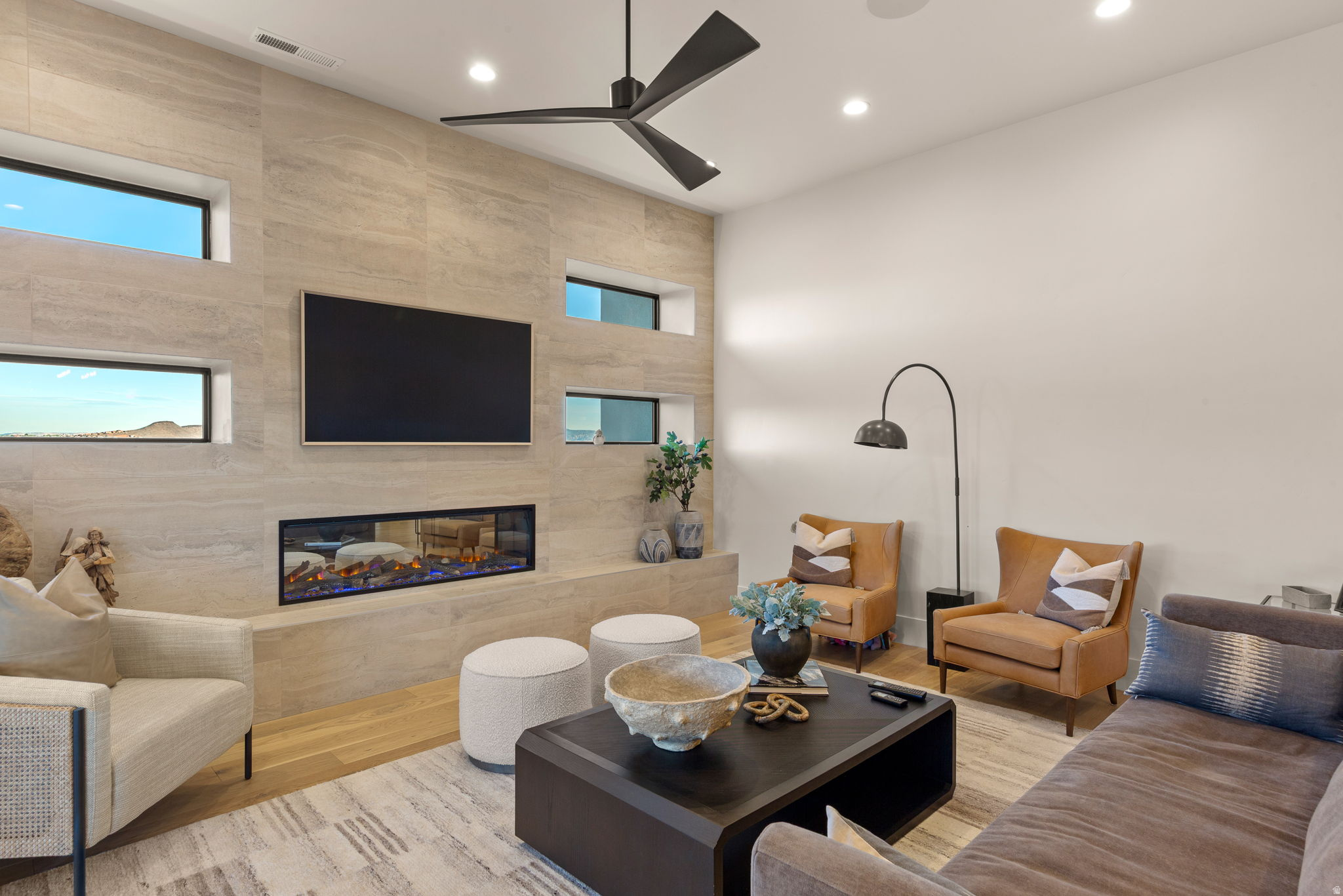 POINT AT SNOW CANYON - Residential