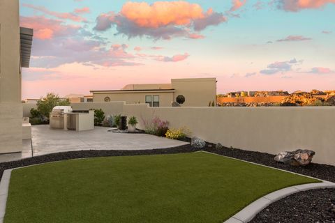 Tiny photo for 2768 W LAVA VALLEY WAY, Santa Clara, UT 84765 (MLS # 2147740)