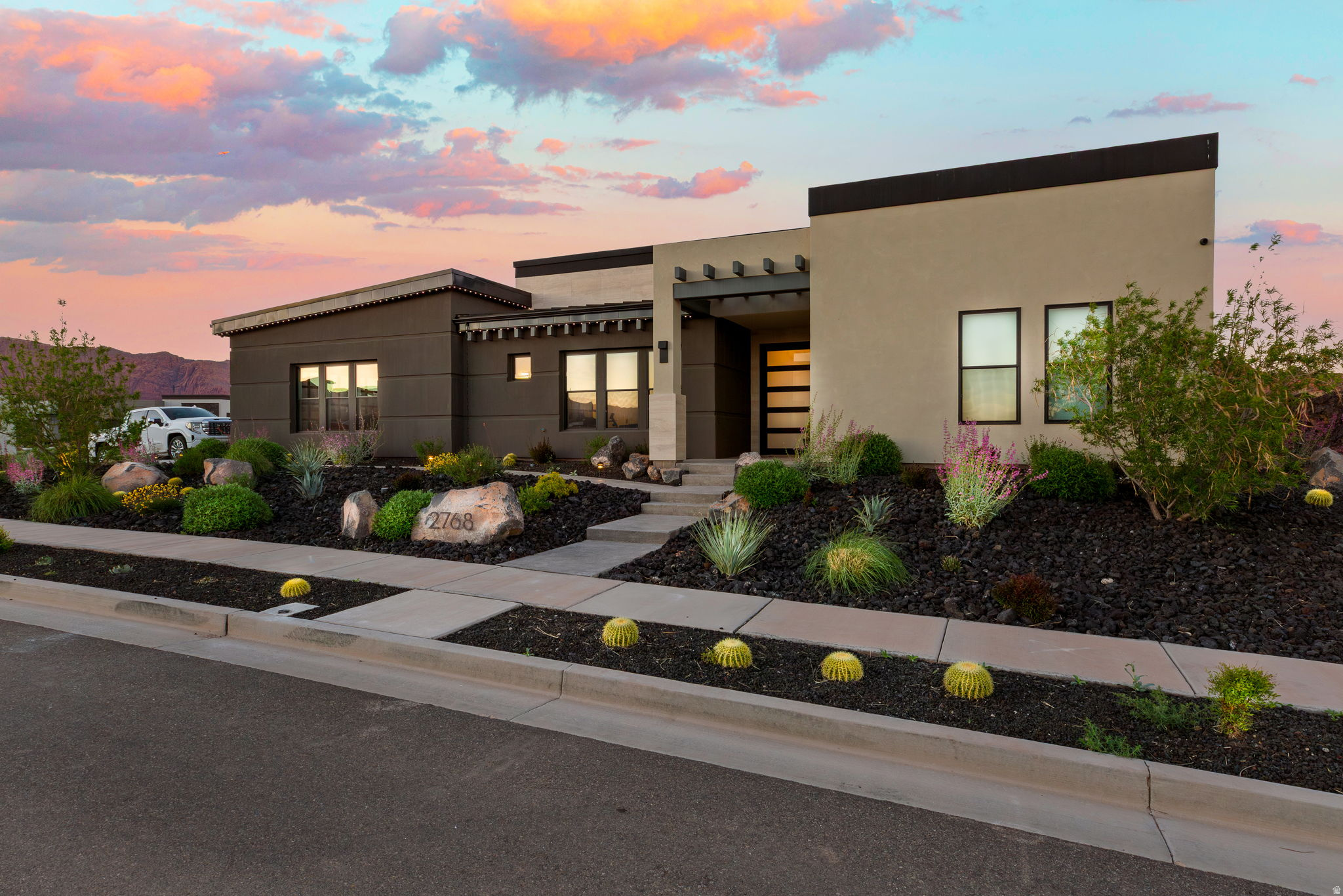 POINT AT SNOW CANYON - Residential