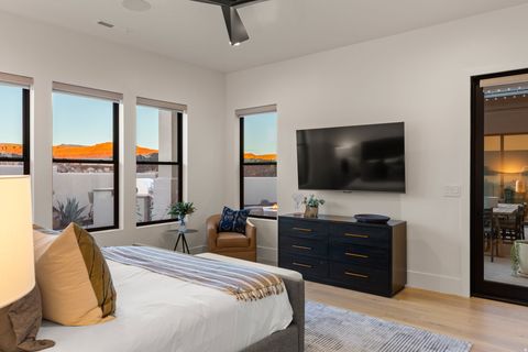 Tiny photo for 2768 W LAVA VALLEY WAY, Santa Clara, UT 84765 (MLS # 2147740)