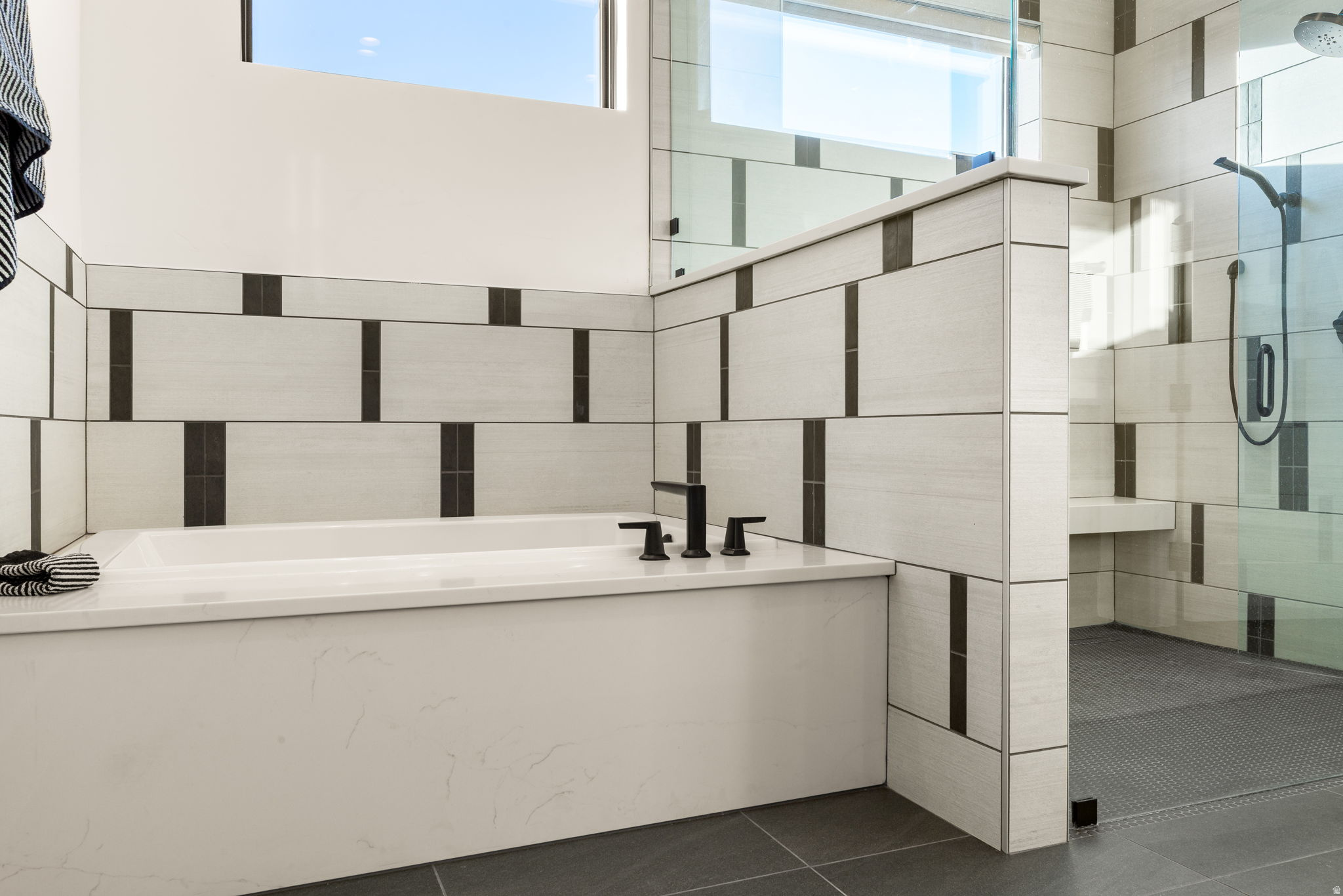 POINT AT SNOW CANYON - Residential