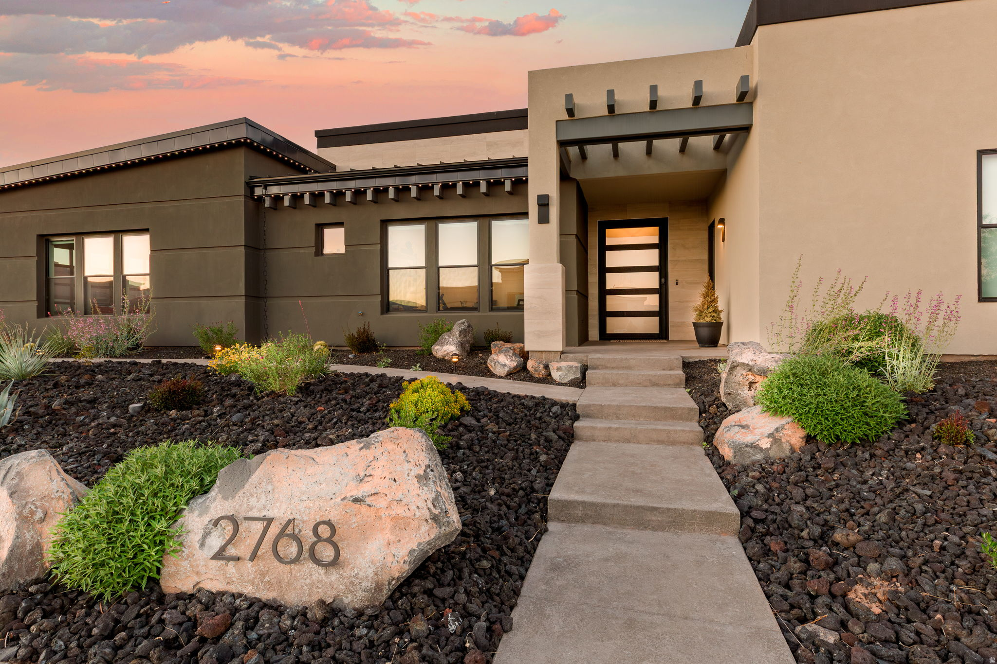 POINT AT SNOW CANYON - Residential