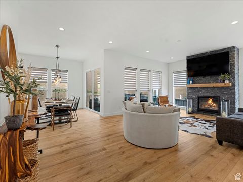 Tiny photo for 5796 N VALLEY VIEW RD, Lehi, UT 84043 (MLS # 2096323)