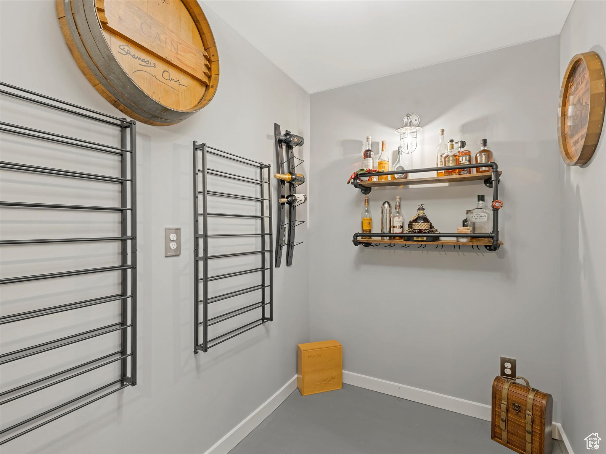 CANYON POINT - Residential