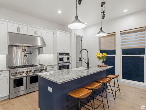 Tiny photo for 5796 N VALLEY VIEW RD, Lehi, UT 84043 (MLS # 2096323)