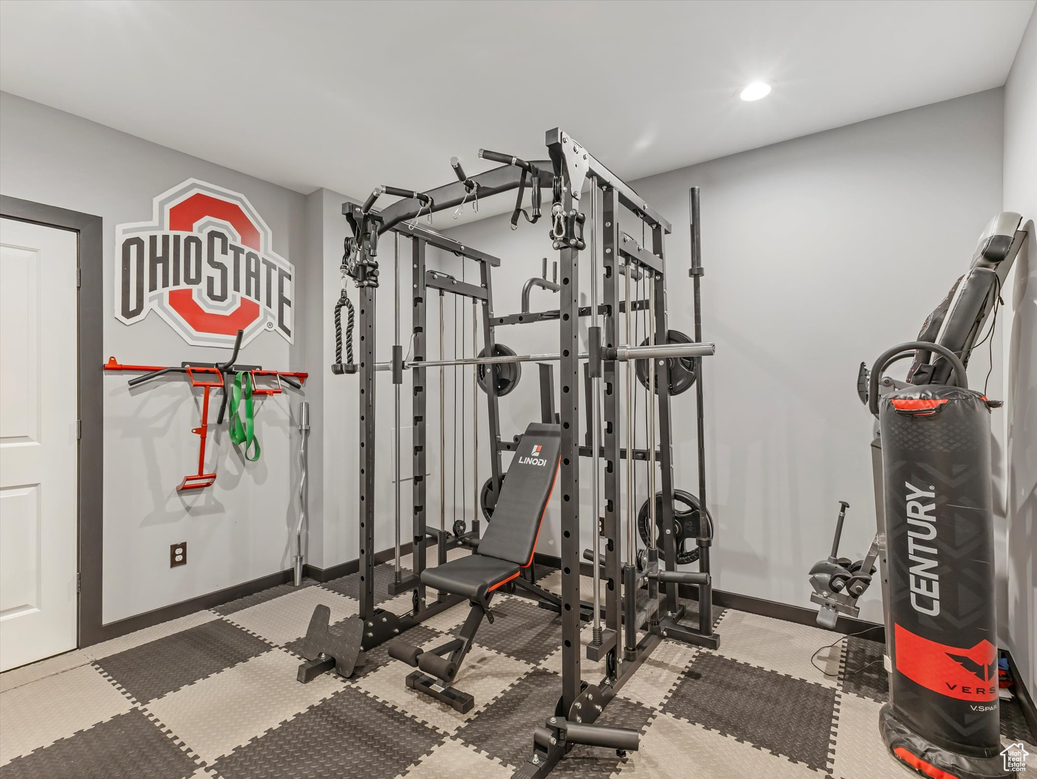 CANYON POINT - Residential