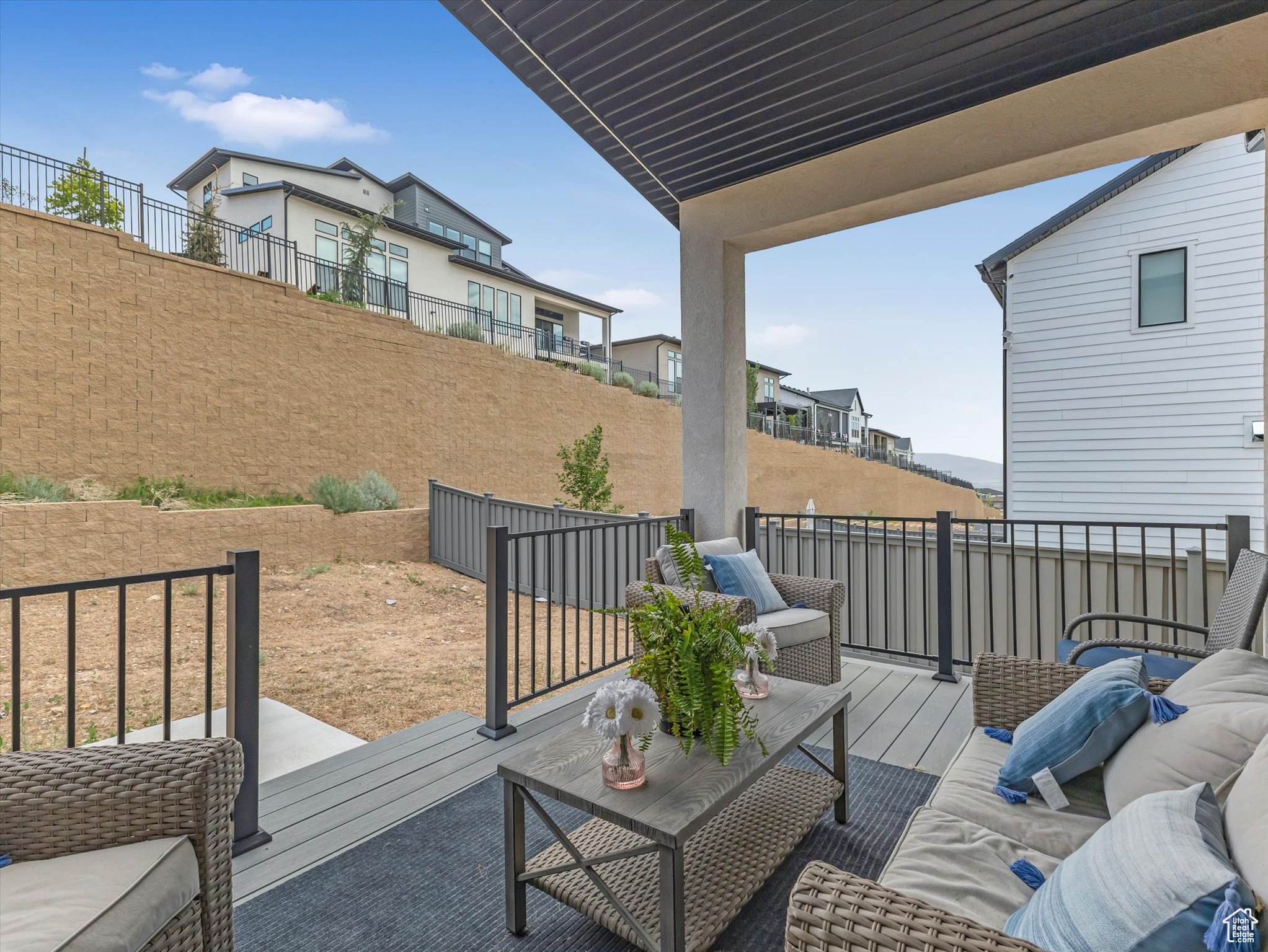 CANYON POINT - Residential