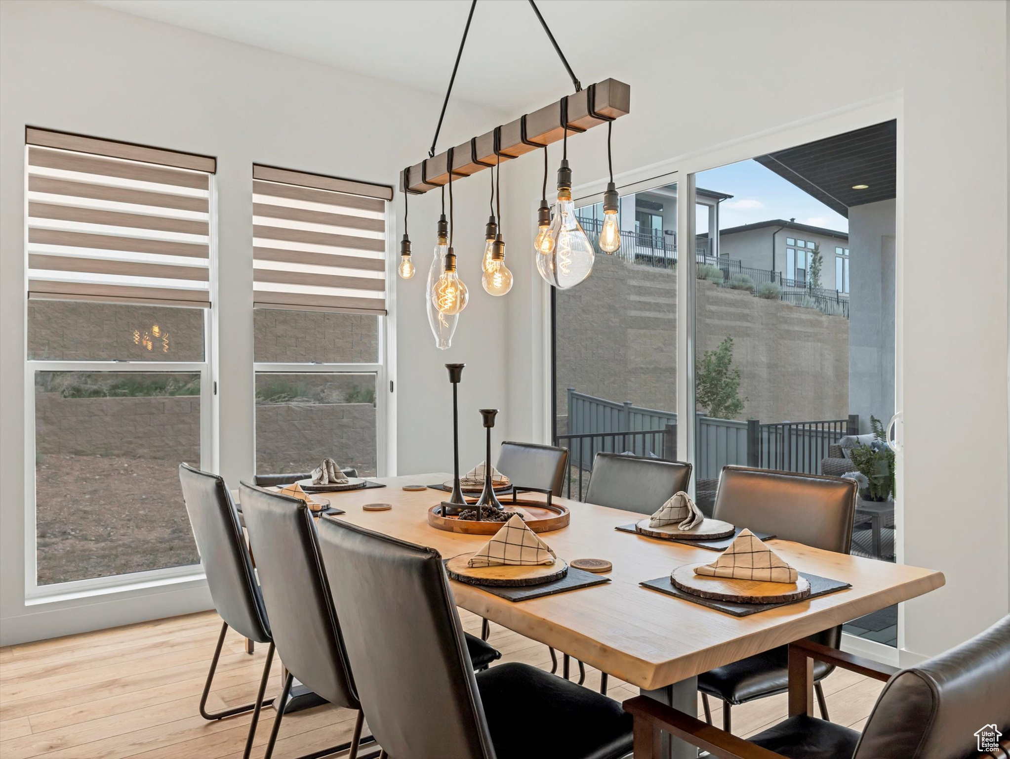 CANYON POINT - Residential