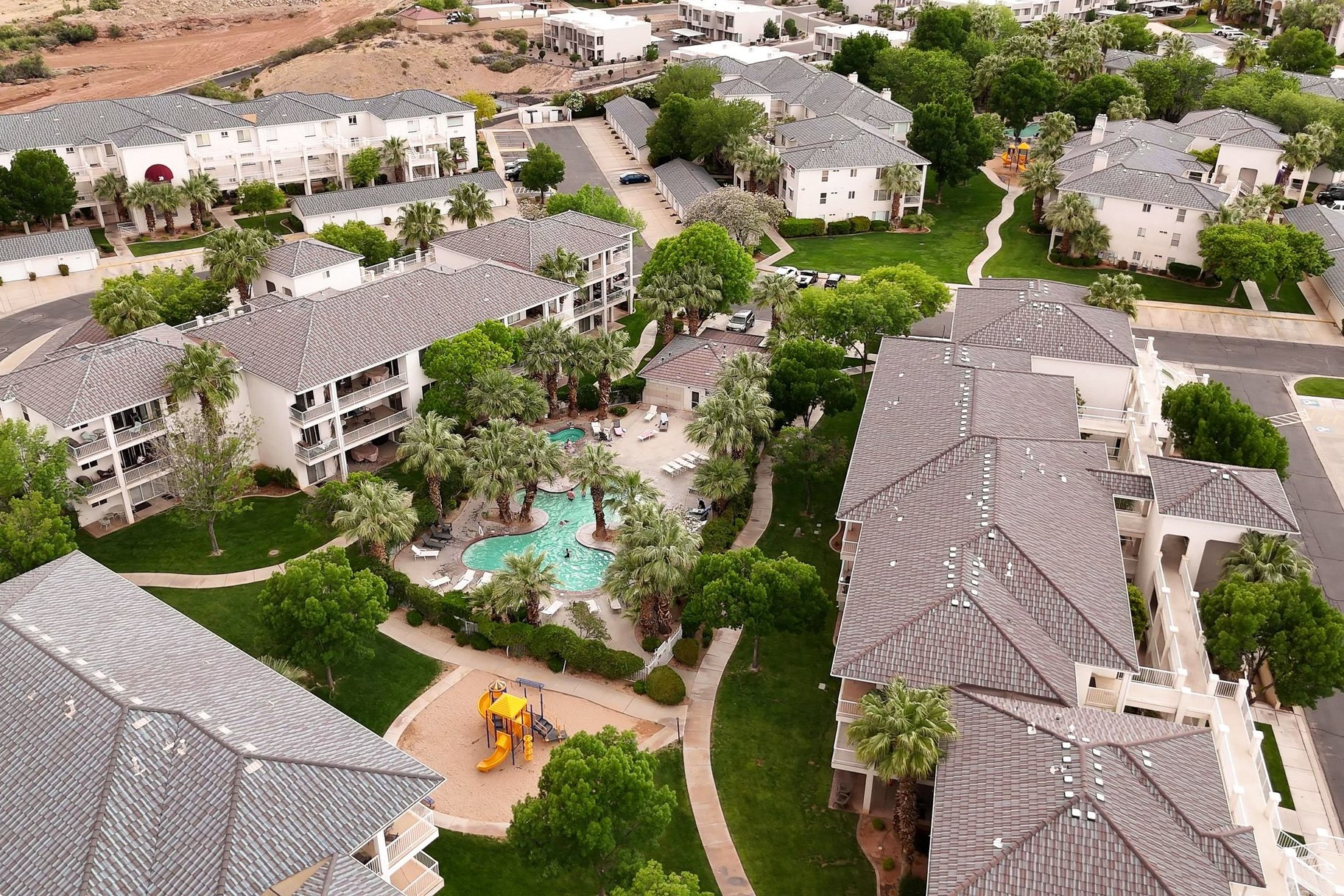 LAS PALMAS RESORT CONDO 1A - Residential