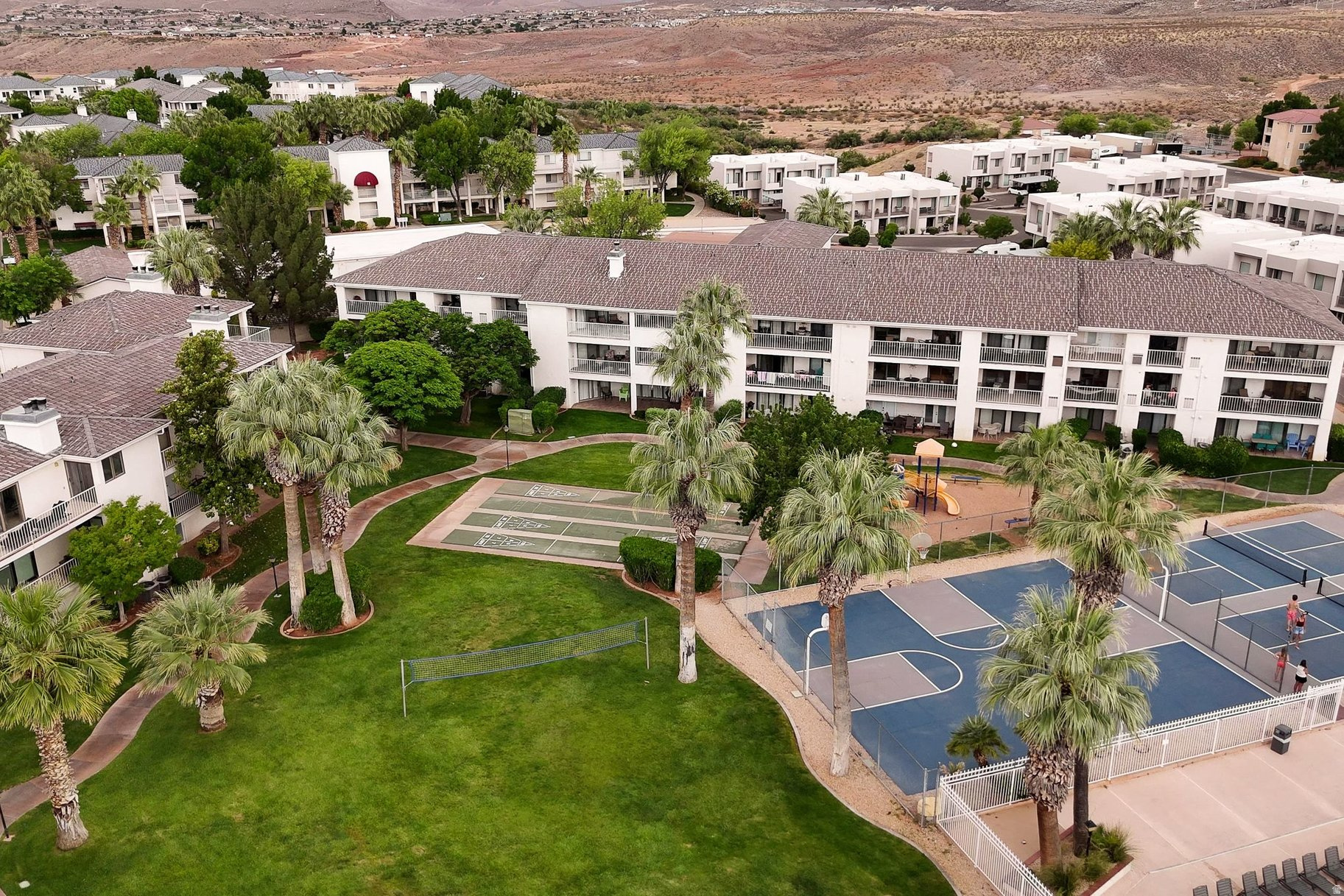 LAS PALMAS RESORT CONDO 1A - Residential