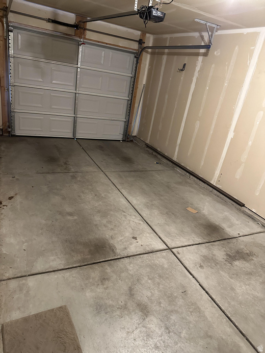 CAMELOT COVE - Residential